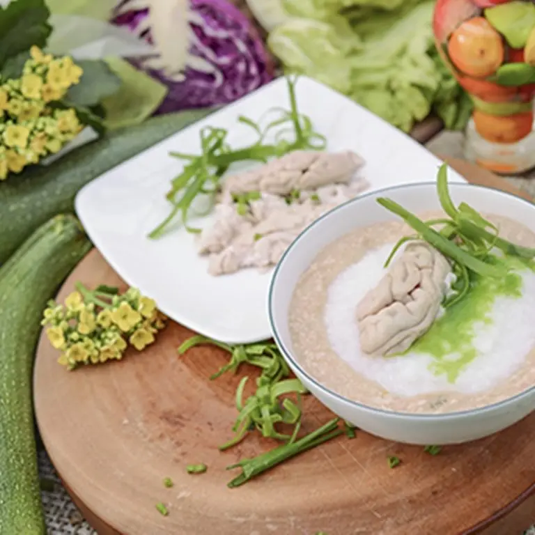 PIG BRAIN WITH SQUASH PORRIDGE 